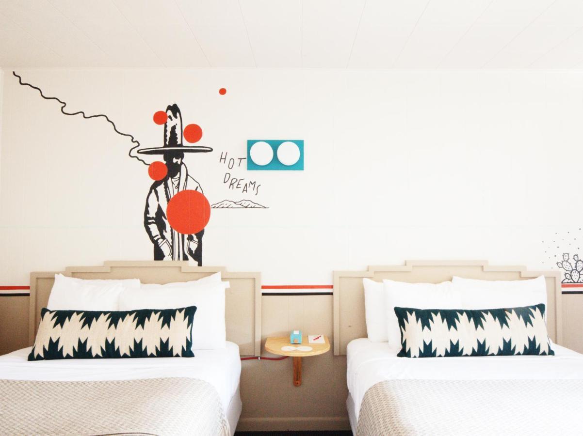 Mesa Verde Motel Mancos Bagian luar foto